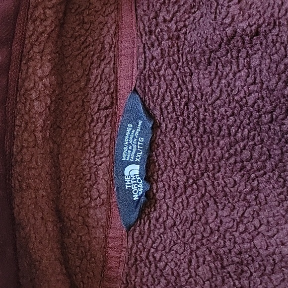 Men's Northface zip up fleece - Picture 3 of 3